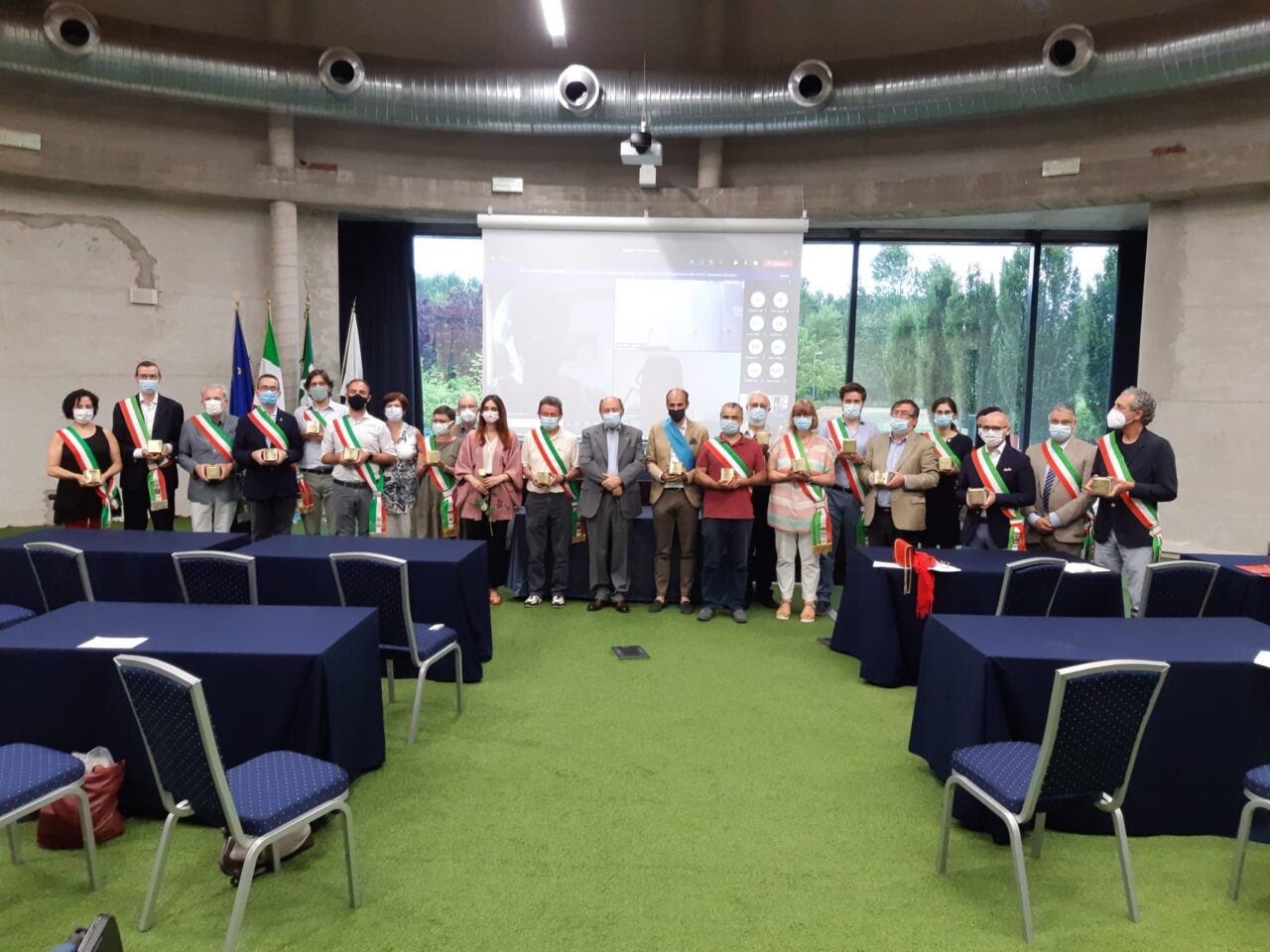 Consegnate venti pietre d’inciampo ai sindaci della Brianza