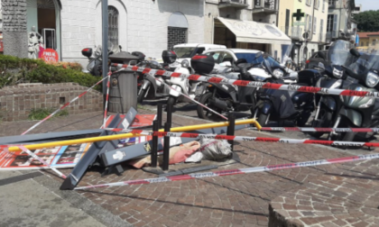 Lanciano bottiglie e spaccano vetri "Abbiamo paura dei ragazzini violenti"