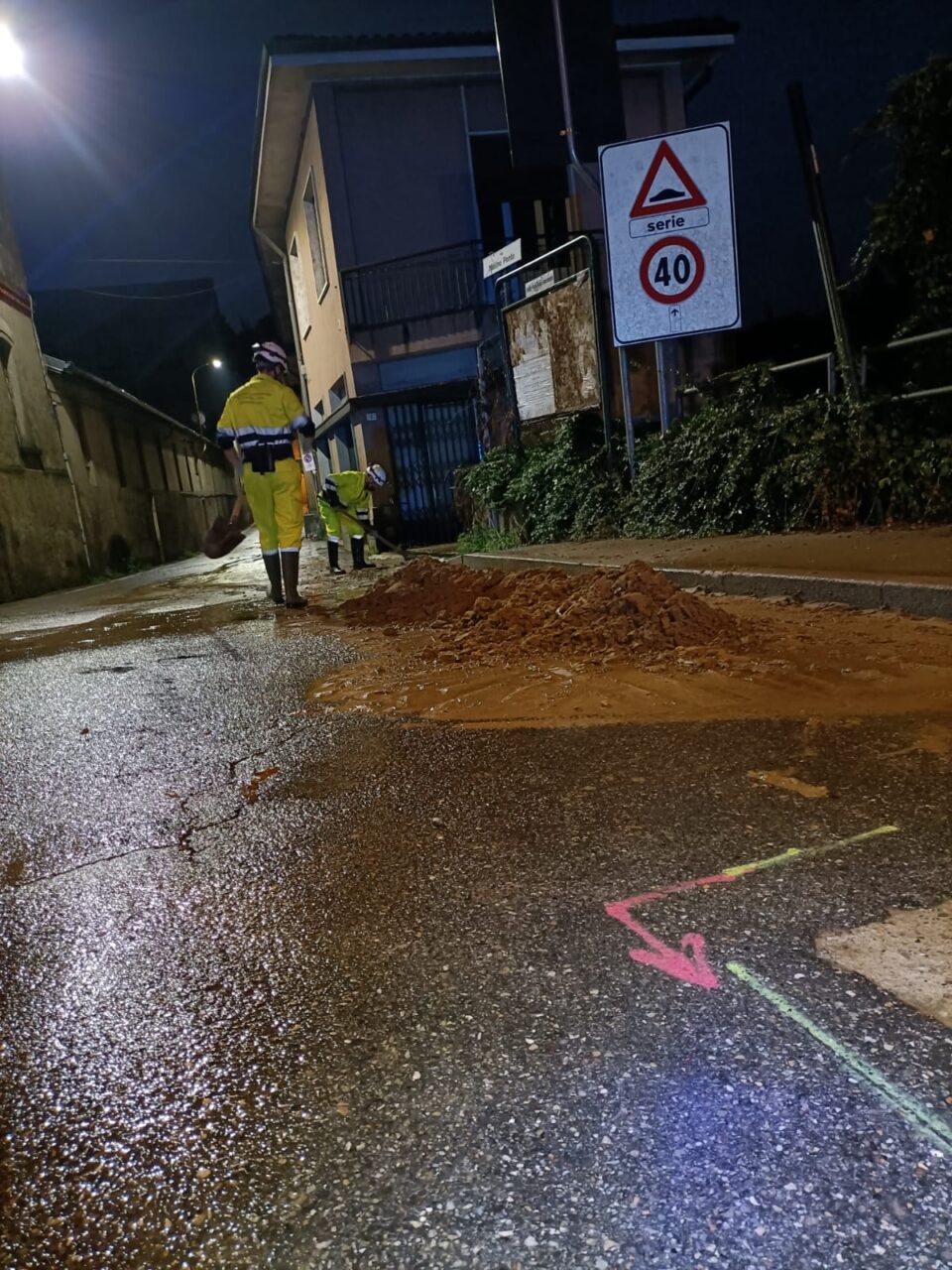 Allagamenti tra Verano e Agliate, volontari della Protezione civile al lavoro