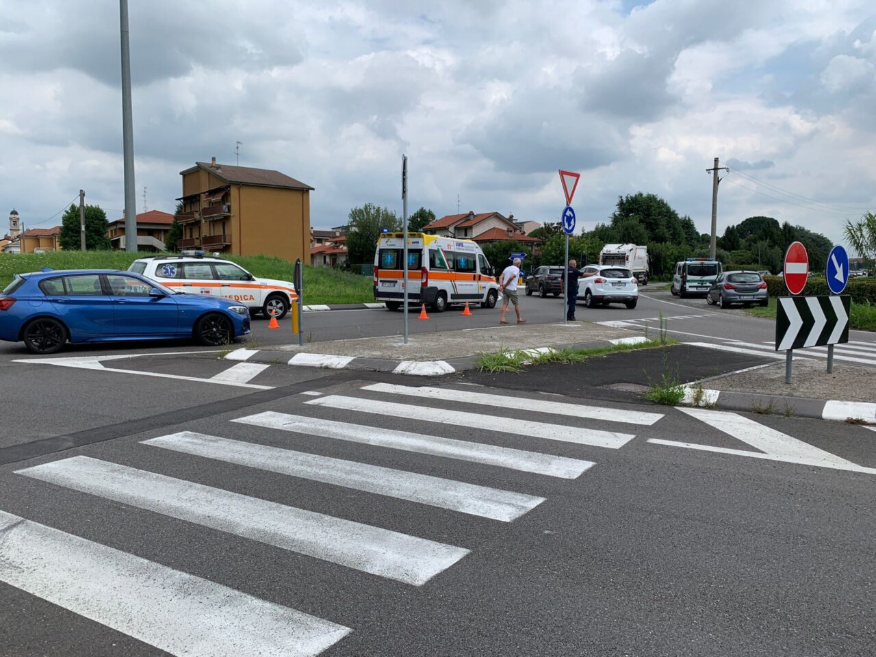 Bellusco, ciclista investito sulla Sp176: paura per un 73enne