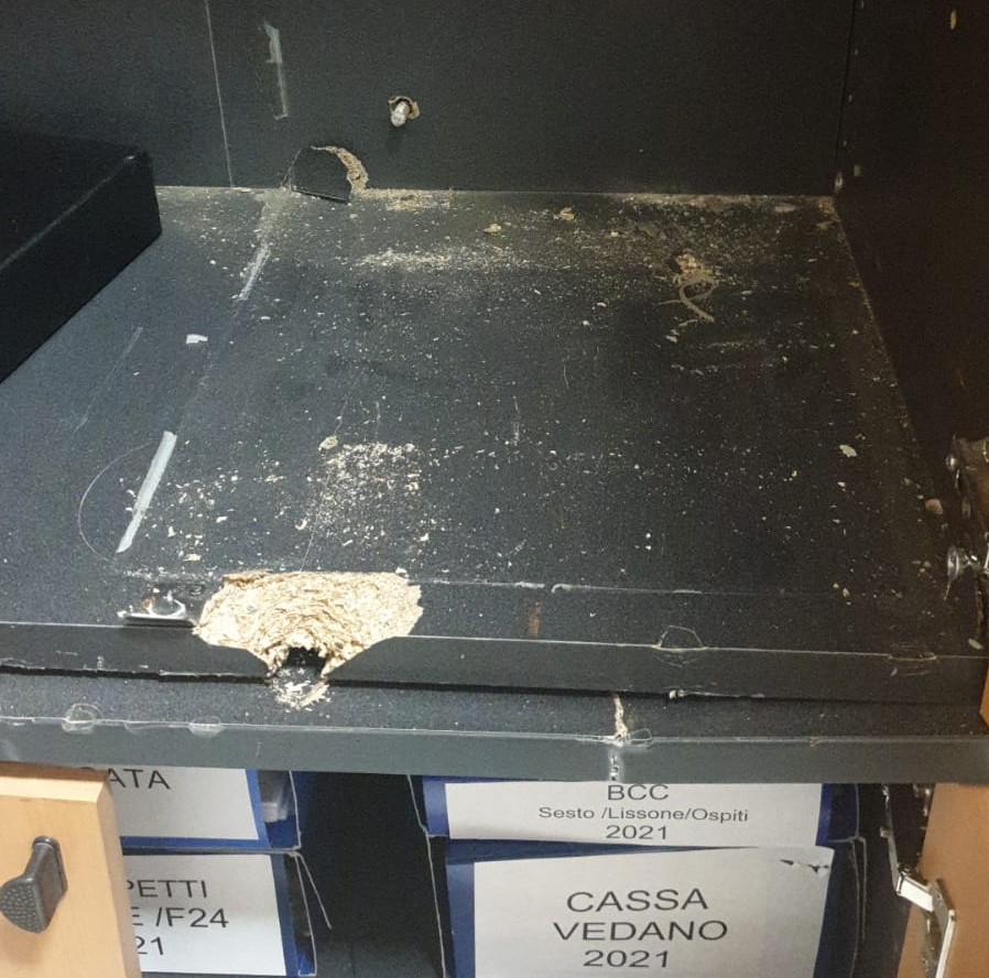 Smurata la cassaforte, via oltre 7mila euro