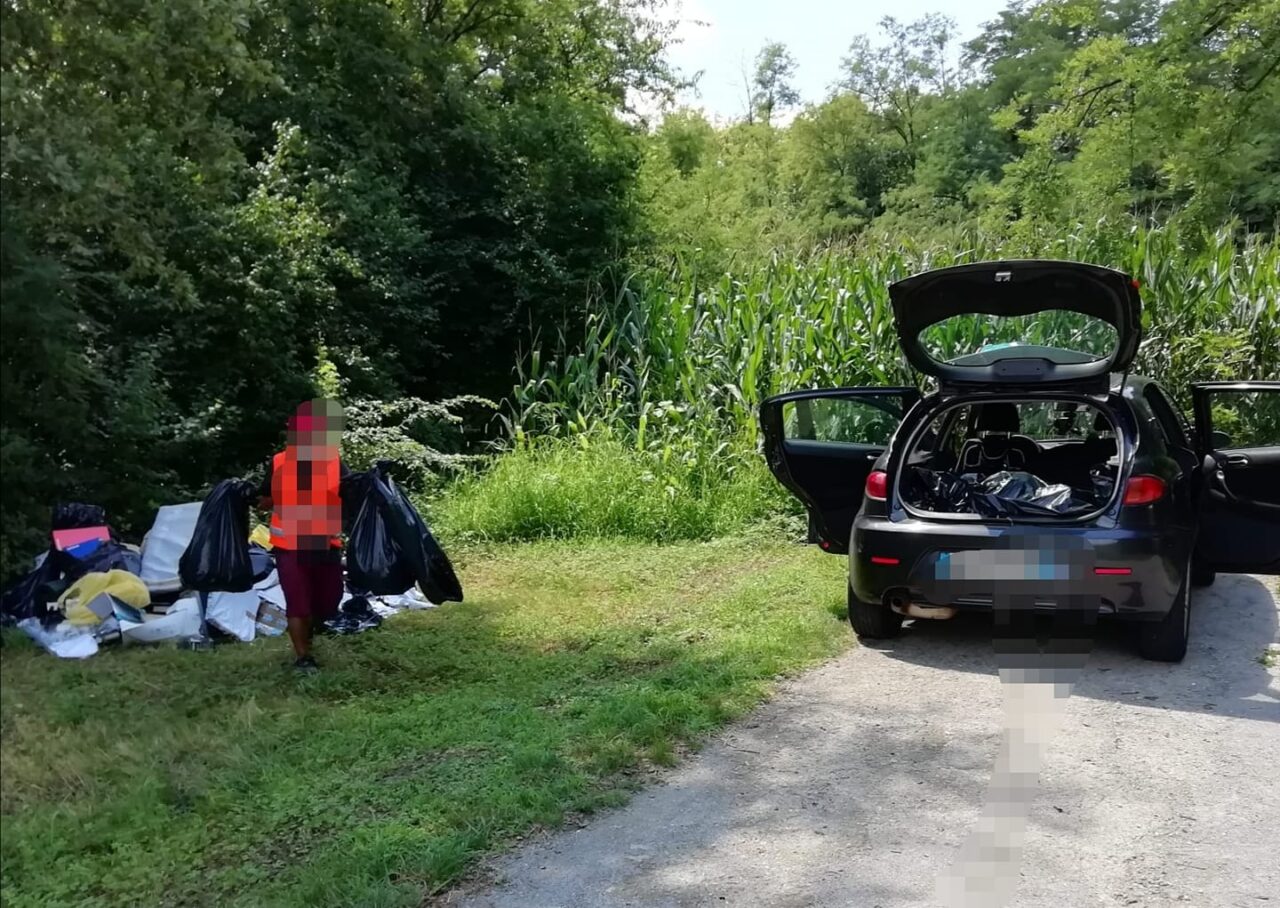 Scaricatore abusivo di rifiuti beccato e sanzionato dalla Polizia Locale
