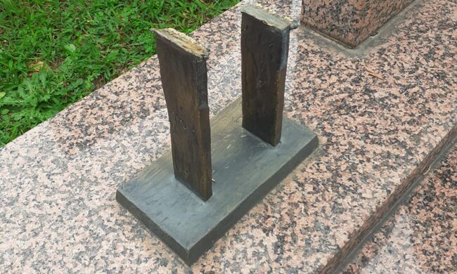 Cimitero di Trezzo ancora nel mirino dei ladri: recuperata una statua in bronzo