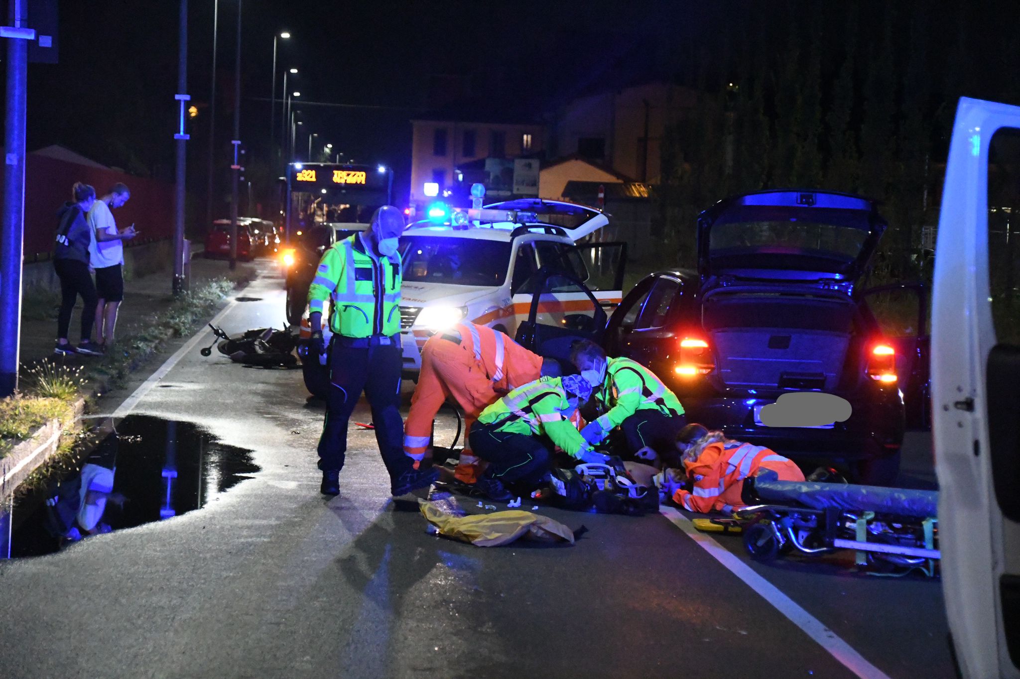 Monza incidente auto moto