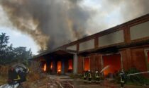 Incendio nell'ex Snia di Varedo, il Pd: "Inascoltati i nostri allarmi"