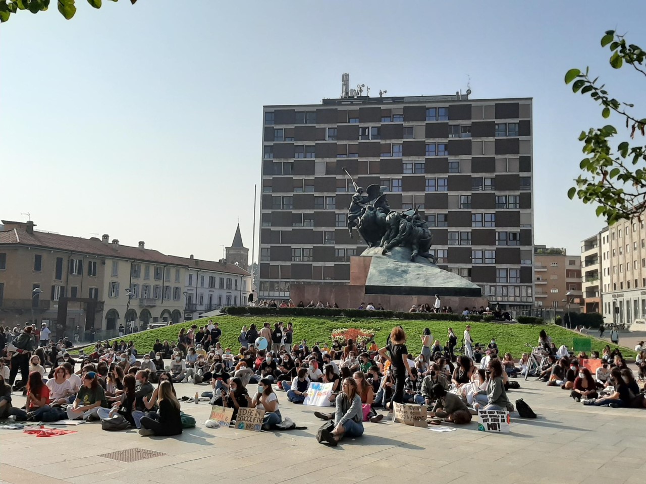 Fridays for Future: giovani in piazza per il clima
