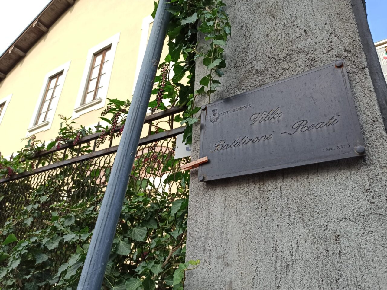 La storica Villa Reati nel degrado: prestissimo il restyling