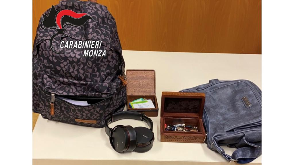 Trovato con la refurtiva, denunciato un 40enne. La vittima non si era accorta di nulla