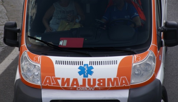 Malore nel parcheggio a Desio, 60enne muore in ospedale