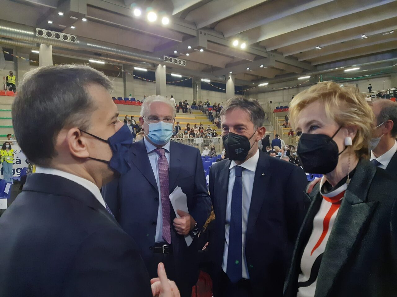 Serata all’insegna della solidarietà per chiudere l’hub vaccinale