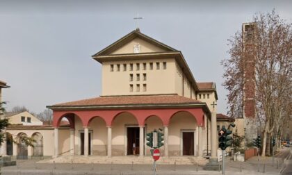 Cederna si appresta a rivedere gli affreschi restaurati della chiesa e le foto dell'Archivio storico "Alfredo Villa"