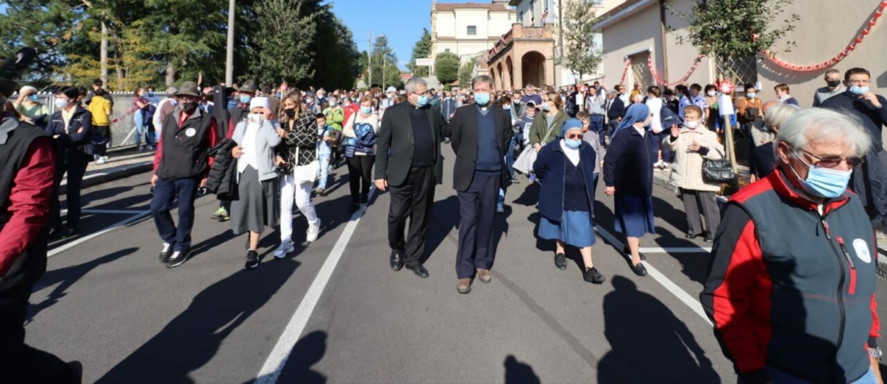 E’ iniziata la rivoluzione di don Claudio: “Ci hai portato una ventata di freschezza”
