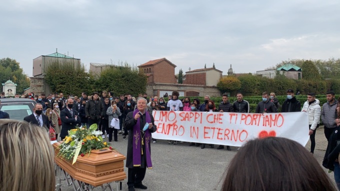 Omicidio di Simone, il parroco al colpevole: “Non si può essere vigliacchi”