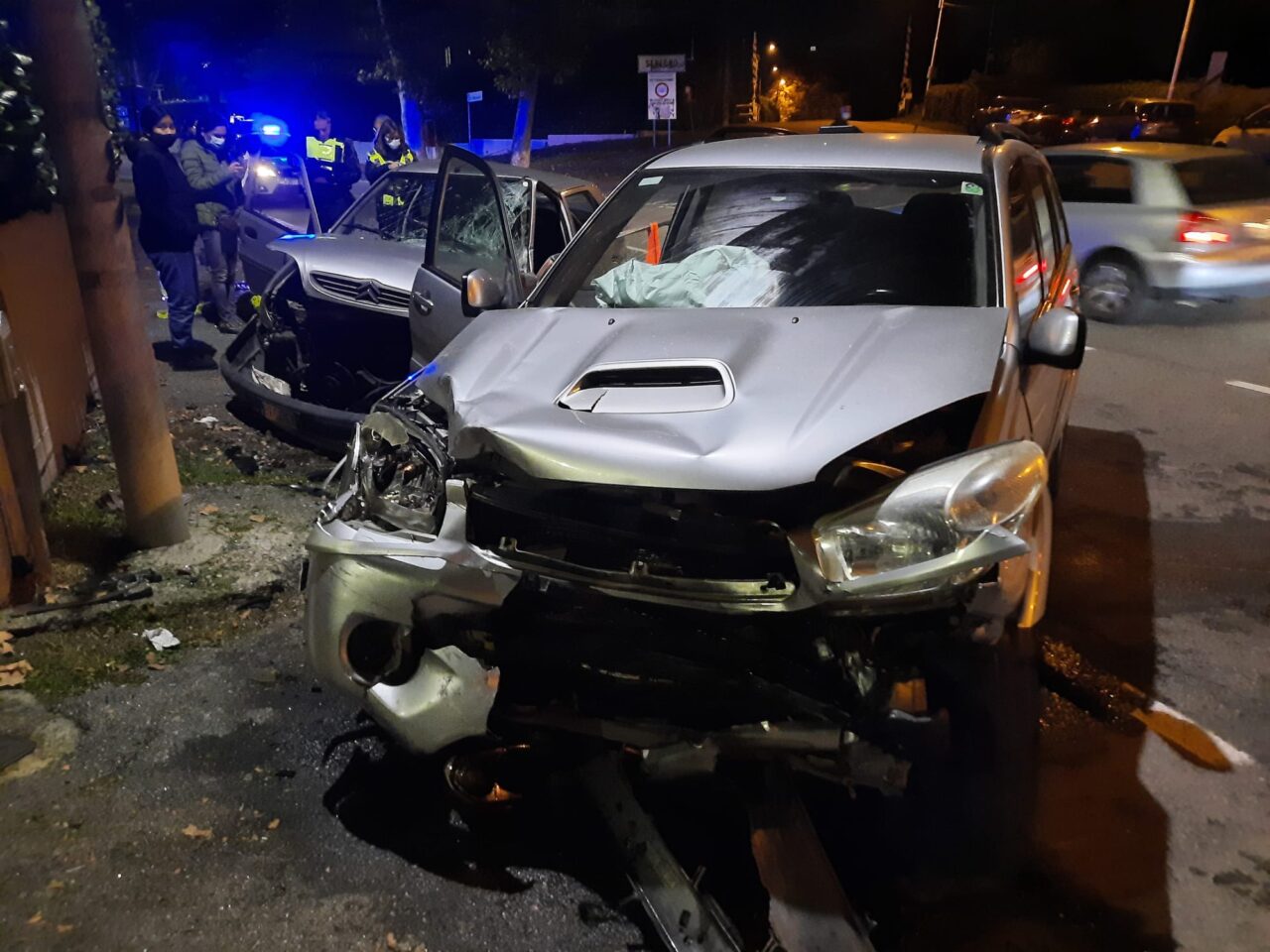 Schianto tra due auto, grave un 44enne