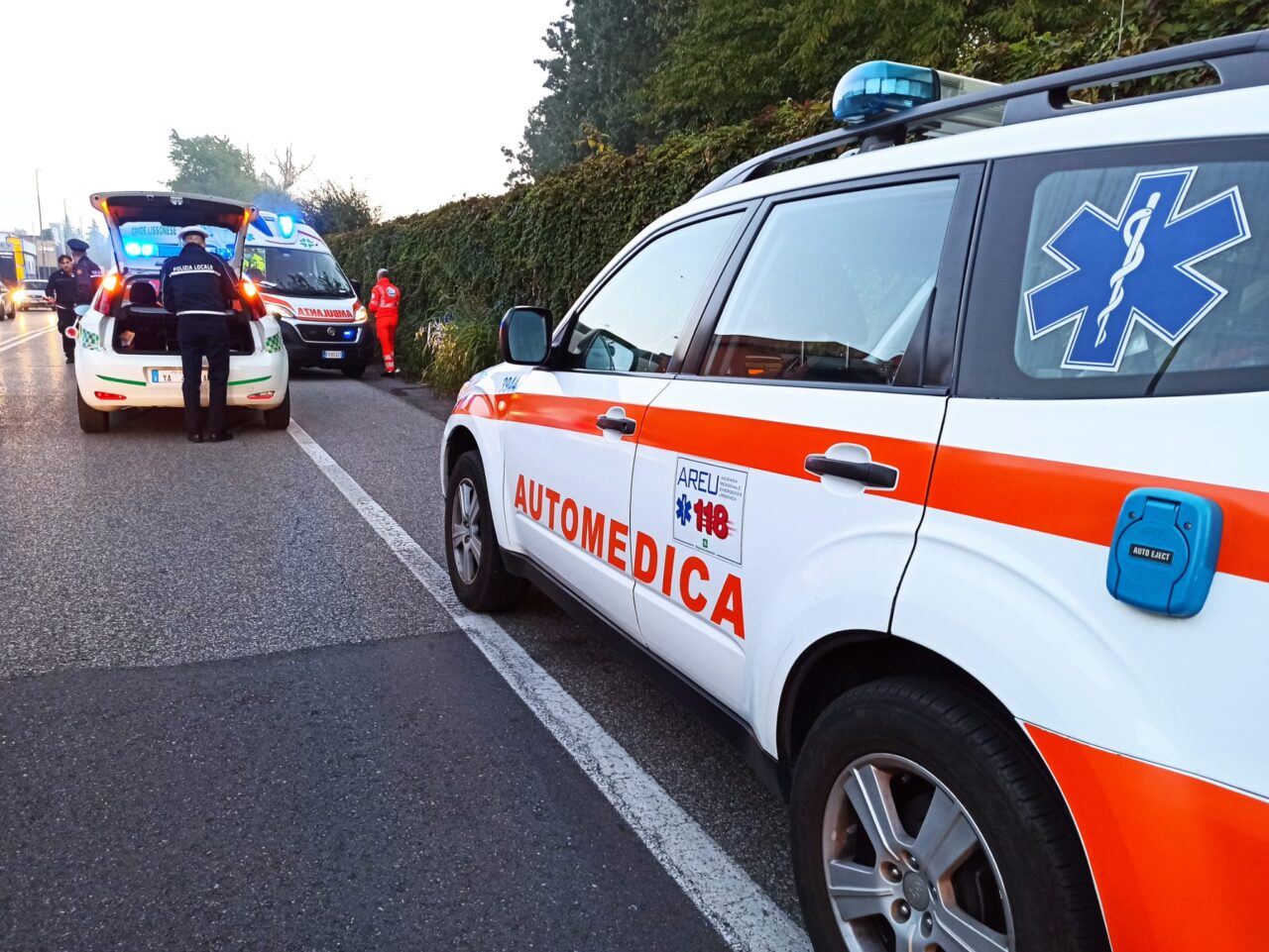 Schianto in moto a Nova Milanese: a terra un 25enne