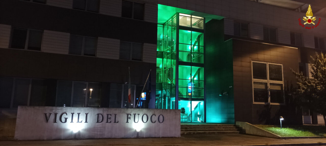 Giornata mondiale della Sindrome Pandas, il Comando dei Vigili del Fuoco si tinge di verde