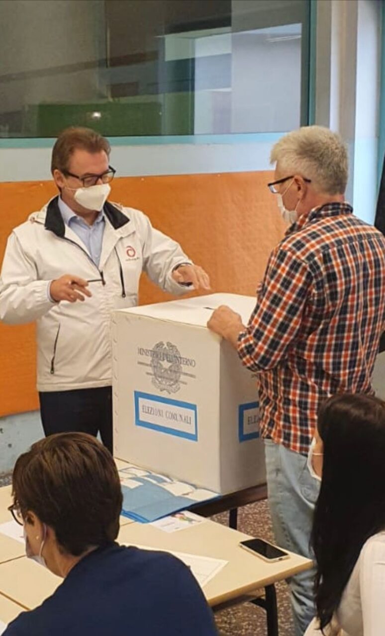 Nove sindaci e 18 liste, ecco chi si presenta a Monza