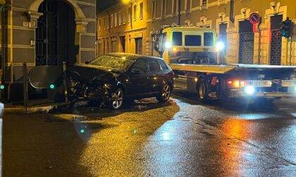 Schianto all'incrocio a Lissone: ferito un 36enne