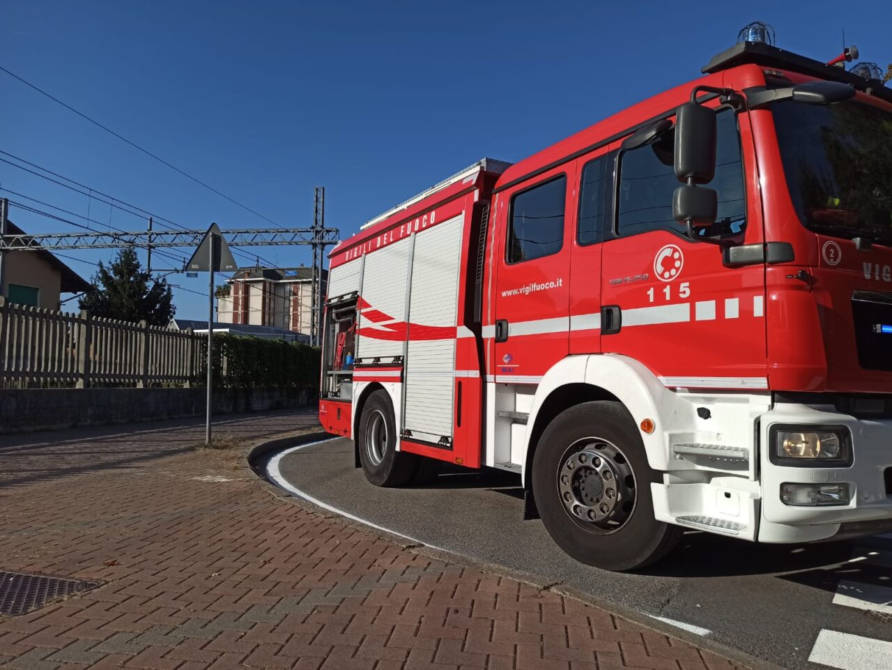 Non rispondeva al telefono, trovata morta nella sua casa