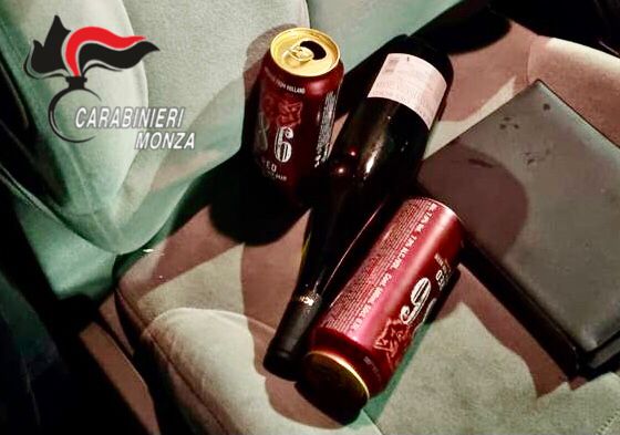 Senza patente (ritirata), fermato alla guida ubriaco (ancora)