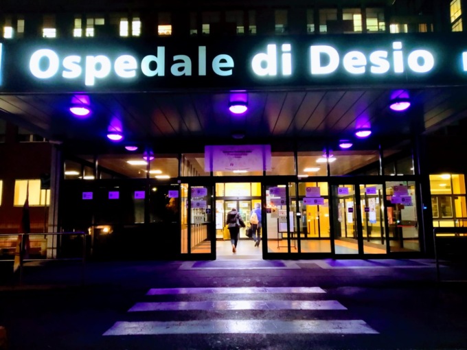 Giornata Mondiale della Prematurità, gli ospedali si illuminano di viola per sostenere i piccoli guerrieri