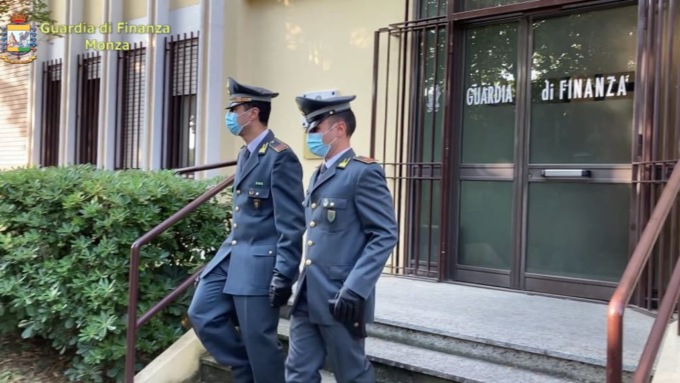 Oltre 800mila euro di fatturato, ma non ha dichiarato nulla: nei guai imprenditore brianzolo