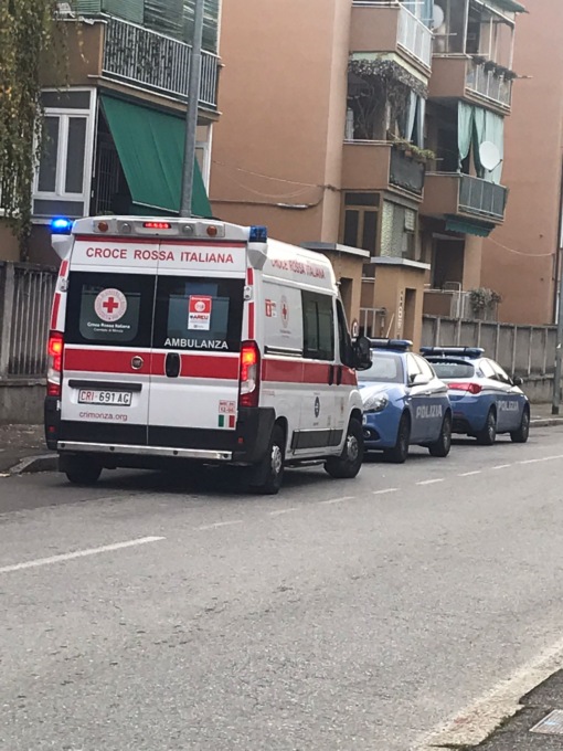 Tragedia a Monza: trovato morto in casa dalla mamma