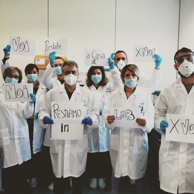 Ricercatori monzesi in campo contro la variante Omicron