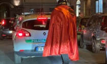 Superman si aggira per le strade di Monza...