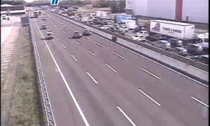 Gravissimo incidente in A4: morto un 40enne