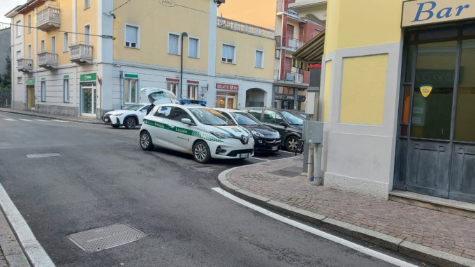 Investito mentre attraversa la strada: paura per un 53enne