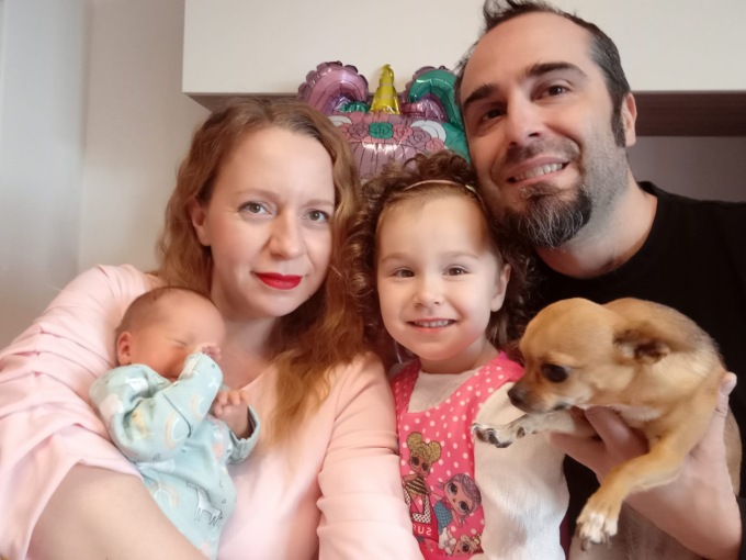 Il bimbo ha fretta di nascere: a Cesano il parto è in casa