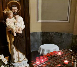 Giallo sul misterioso furto in chiesa: rubata la reliquia di san Giuseppe