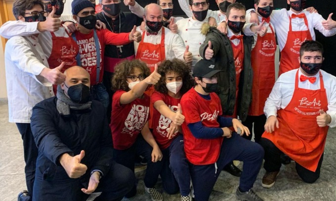 PizzAut ritira l’Ambrogino d’oro. “Per noi è meglio dell’Oscar”