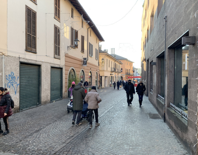 A Vimercate torna l’obbligo delle mascherine anche all’aperto