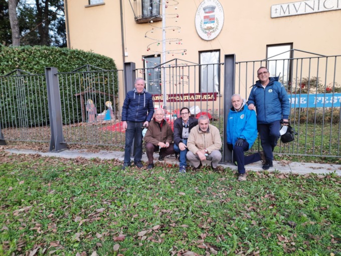 Amici della castagnata, donato il ricavato della manifestazione di ottobre