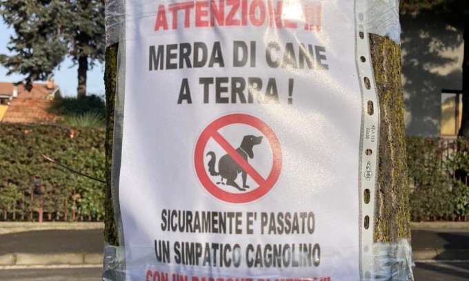 Troppe deiezioni non raccolte e un cittadino perde la pazienza