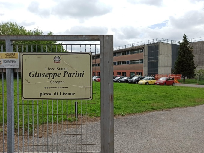 Scompare da scuola, ragazzina ritrovata in Svizzera