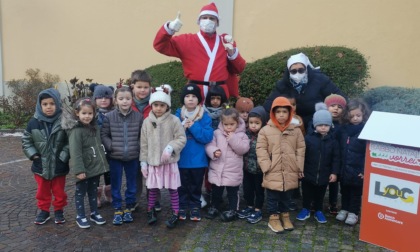 Babbo Natale a sorpresa nelle scuole di Monza