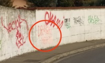 "Draghi m....": scritte offensive dirette al premier sui muri della scuola