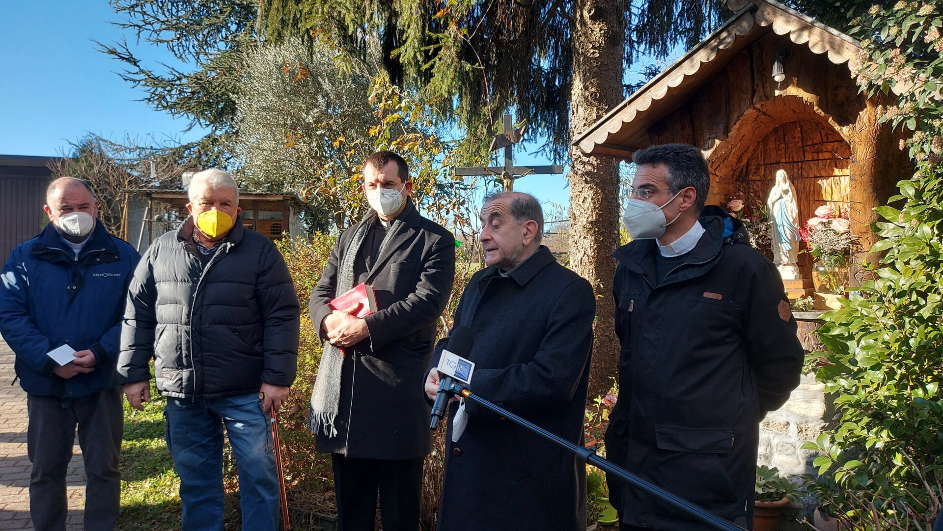 Lentate: Arcivescovo Delpini in visita nelle aziende agricole
