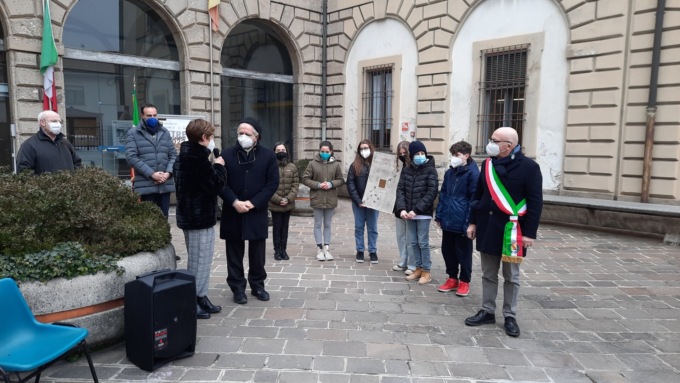Pietra d’inciampo per ricordare Antonio Moi, un galantuomo