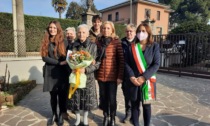 Nonna Rosetta spegne 100 candeline: grande festa per la storica sarta di Velate