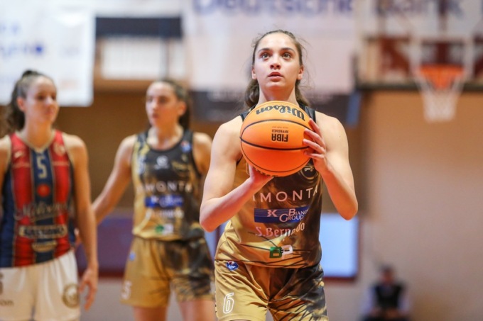 Matilde Villa al Basketball Without Borders