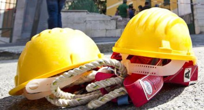 Dopo il decesso in cantiere a Besana i sindacati si uniscono: “Morire ancora a causa del lavoro nel 2022 è vergognoso e inaccettabile”