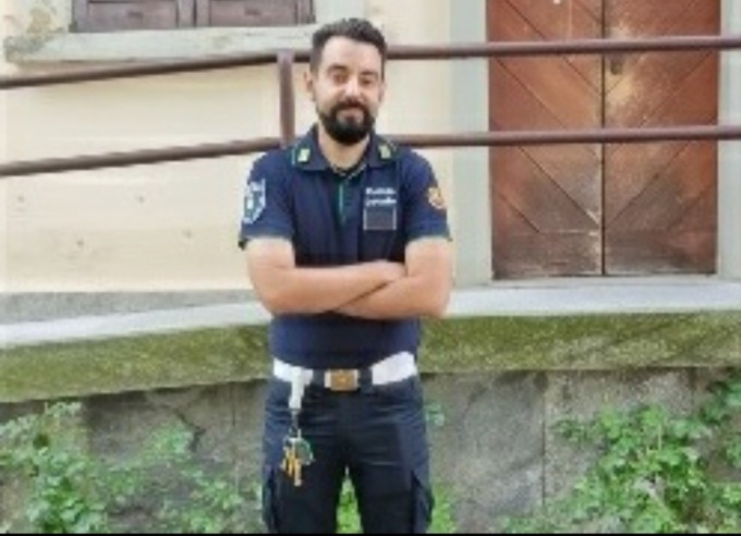 La Polizia locale di Veduggio torna al completo: ecco il nuovo agente