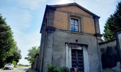 Una raccolta fondi per riaprire la chiesetta di Villa Agnesi