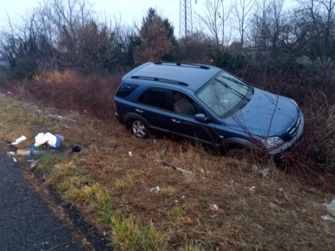 Esce di strada con l’auto: 60enne in gravi condizioni