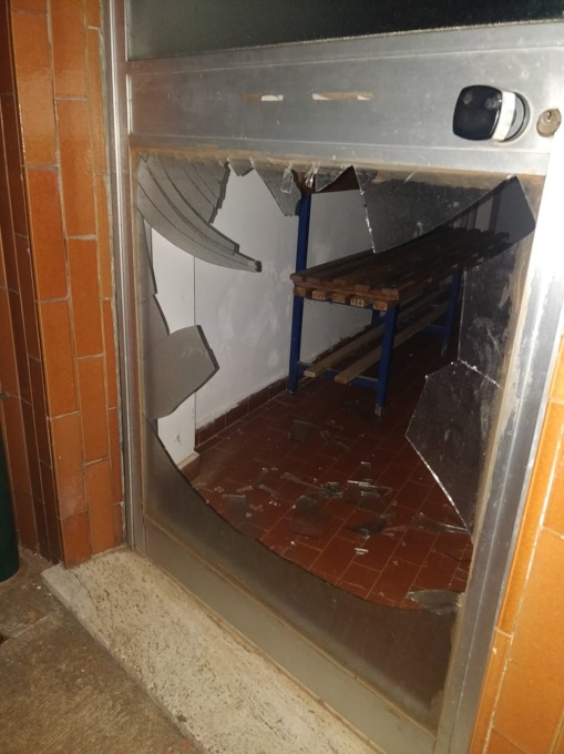 Irruzione dei ladri al centro sportivo comunale