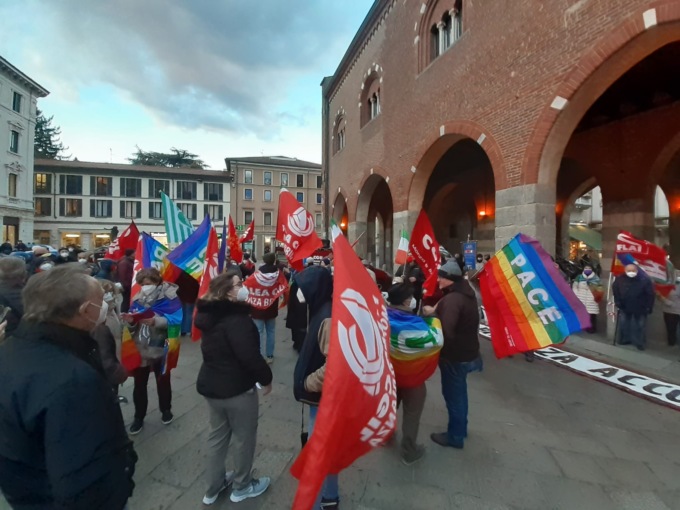 Guerra in Ucraina, anche Monza è scesa in piazza